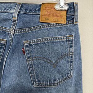 Vintage Levis for Women 501 Y2k 2001 USA 28x34 Straight Leg Button Fly Petite